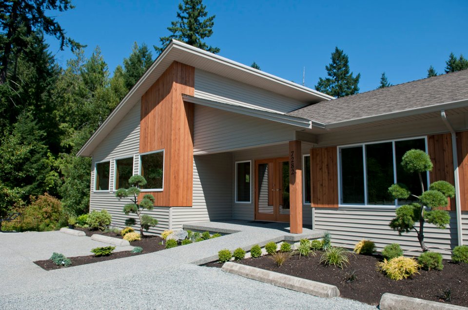 About Us – Red Door Yoga